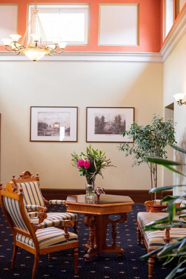 Palac Paulinum 3* Єленя-Ґура
